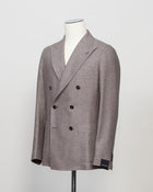 Naturally stretching double breasted hopsack jersey jacket. Crafted in Martina Franca, Italy by Tagliatore.
Natural stretch hopsack jersey jacket
Composition: 72% Silk 28% Virgin wool
Article: 440038 U
Modello: G- WARNER2DK PE
Color: Beige / T3167
Unconstructed
Unlined
Double breasted
Peak lapel
Patch pockets
Side vents
Made in Martina Franca, Italy