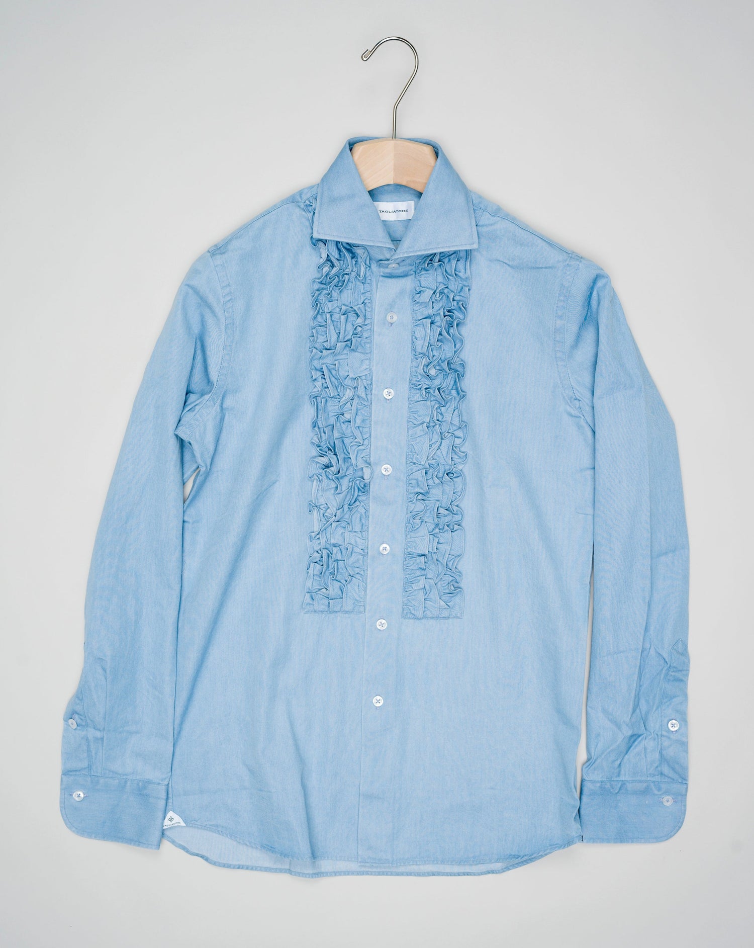 Composition: 100% Cotton. Modello: Chicago NS. Color: Light Blue ''Denim'' / I1368 Tagliatore Ruffle Shirt / Light Blue Denim