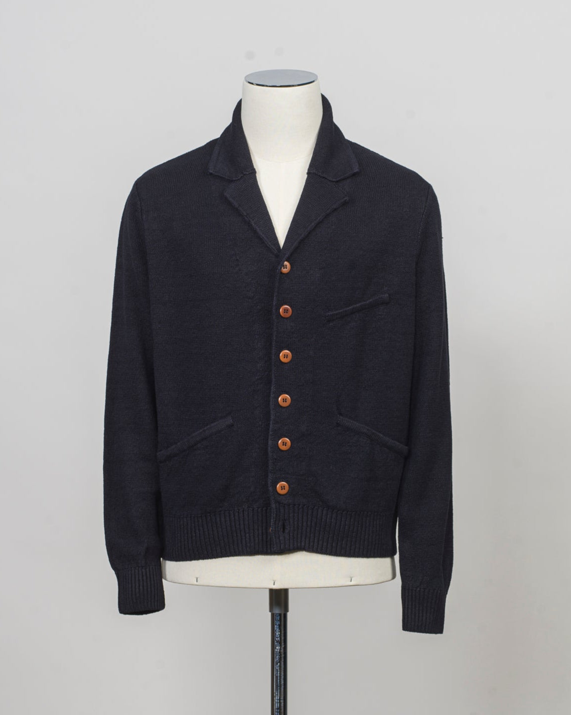 Composition: 100% Linen
Article: MAX 3 Linen Short Jacket A
Color: Navy