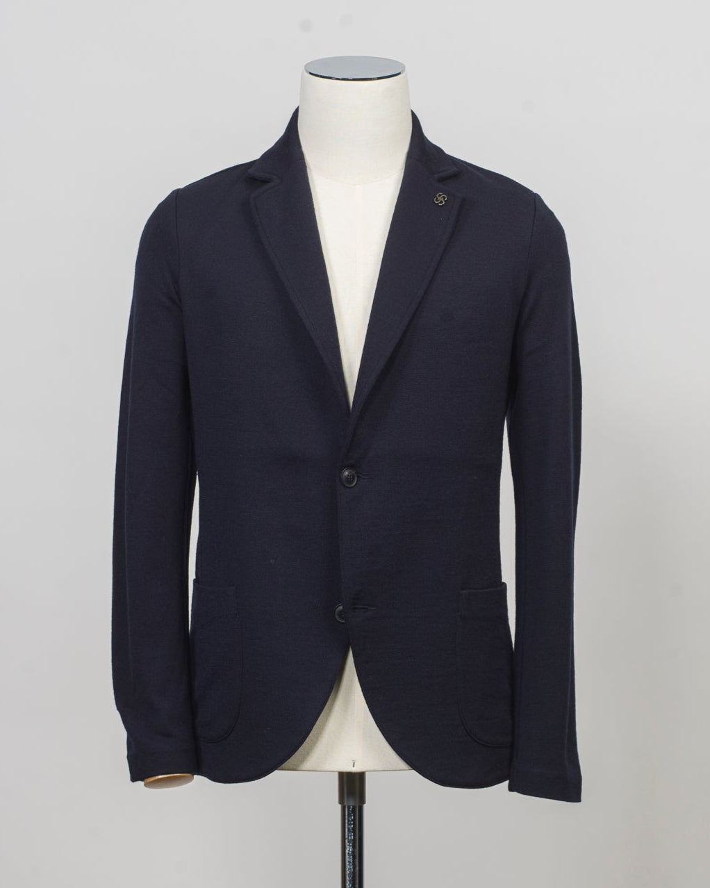 Composition: 100% Virgin wool
Color: 598 / Navy
Article: 57156 / 14512
Made in Italy