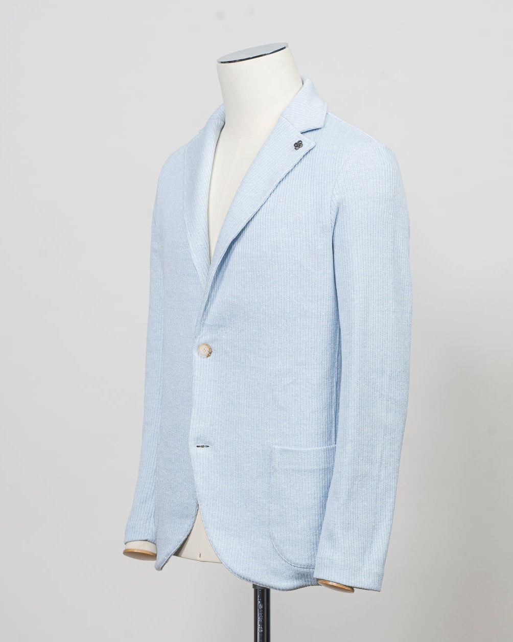 Composition: 68% Linen 32% Cotton
Color: 520 / Light Blue
Article: 57156 / 18652
Made in Italy