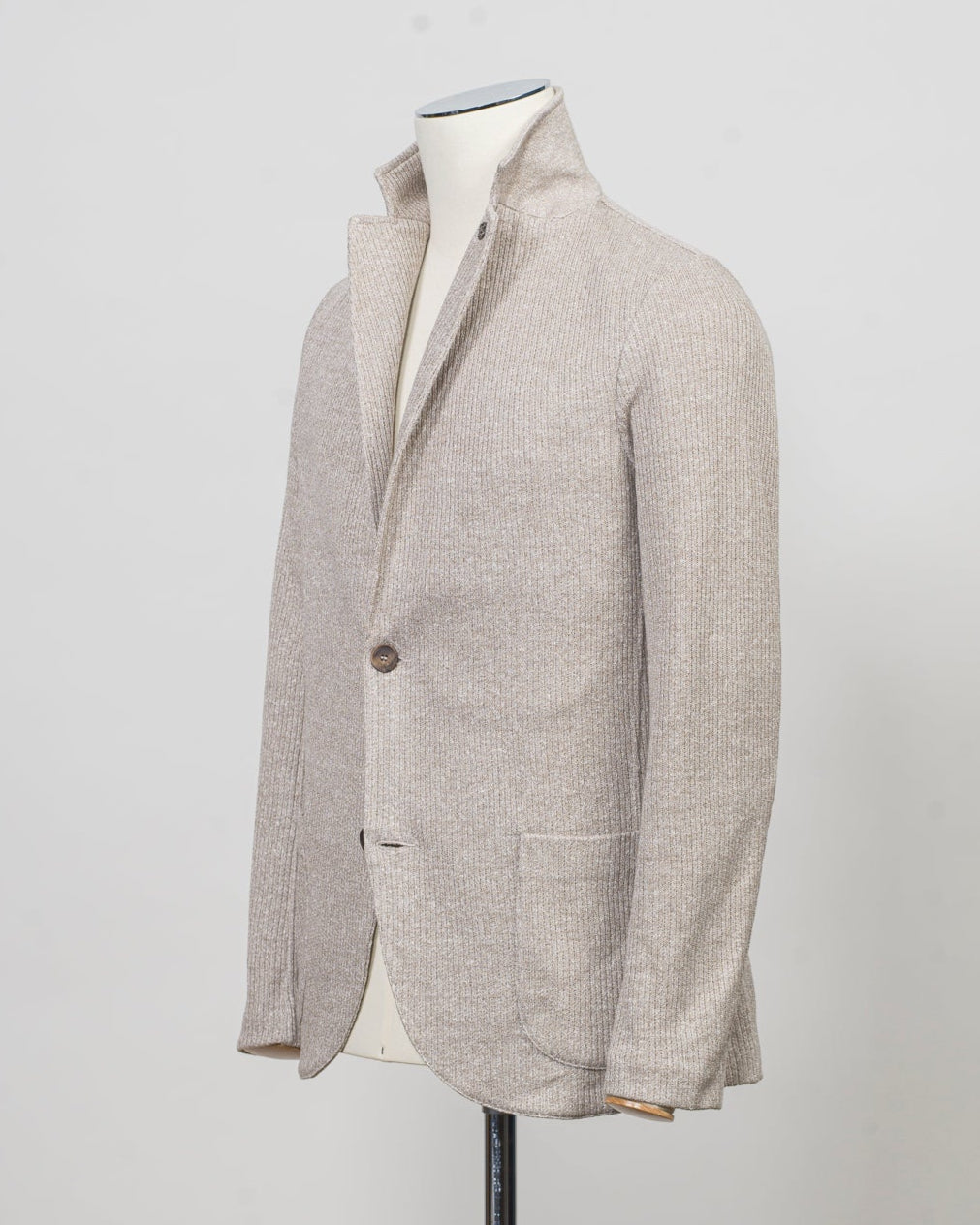 Composition: 68% Linen 32% Cotton
Color: 112 / Taupe
Article: 57156 / 18652
Made in Italy