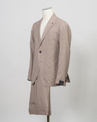Composition: 93% Virgin wool 7% Silk
Modello: Monte Carlo / 2SMC22K01
Color: Taupe / T1154
Unconstructed shoulder
Unlined
2 Buttons
Notch lapel
Patch pockets
Side vents
Flat front trousers
Belt loops
2 back pockets
Made in Martina Franca, Italy