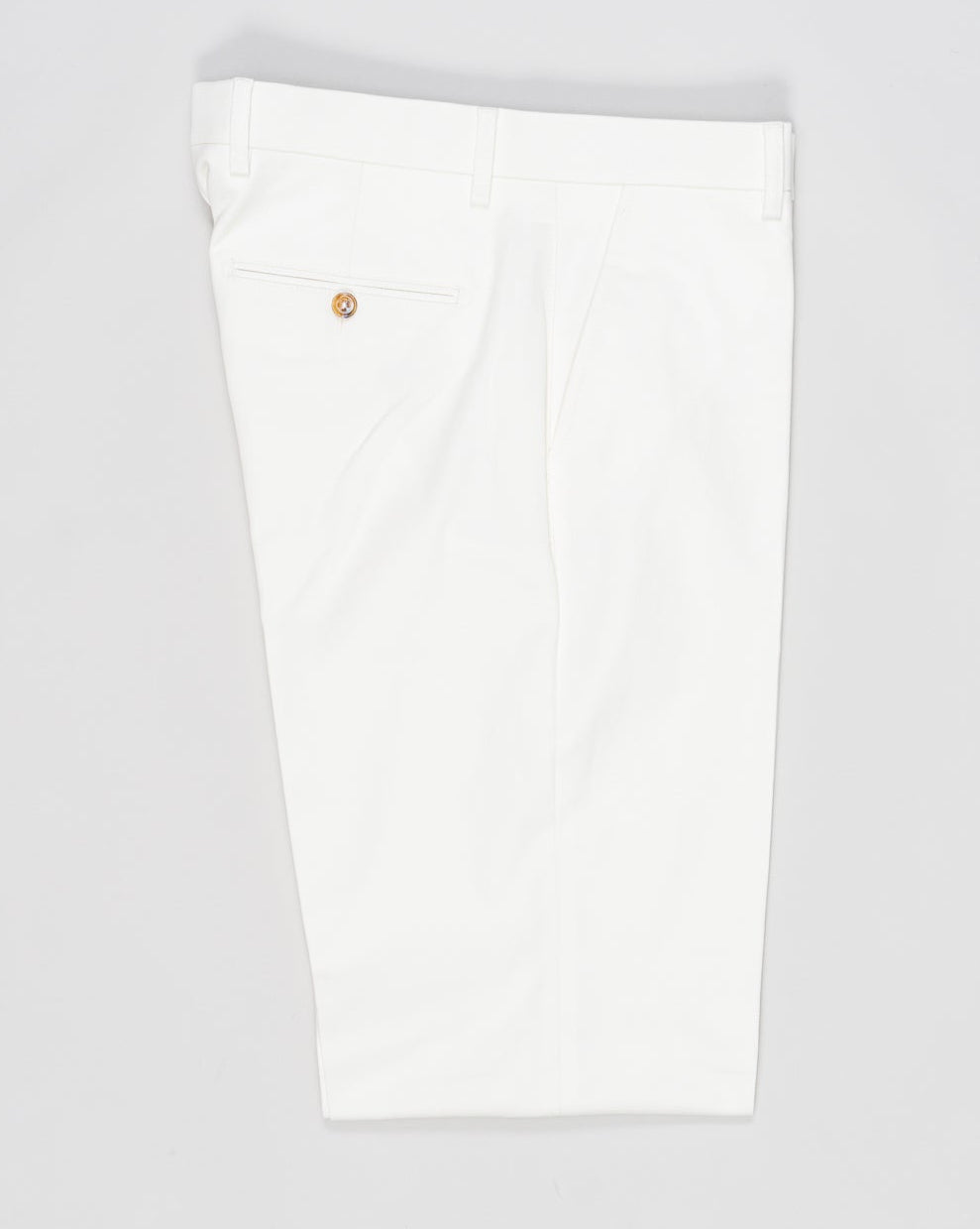 Composition: 97% Cotton 3% Elastan
Model: Sauma22
Article: PU19SAUMA22CHINO03
Color: White
Made in Martina Franca, Puglia, Italy Berwich Cotton Chinos / White