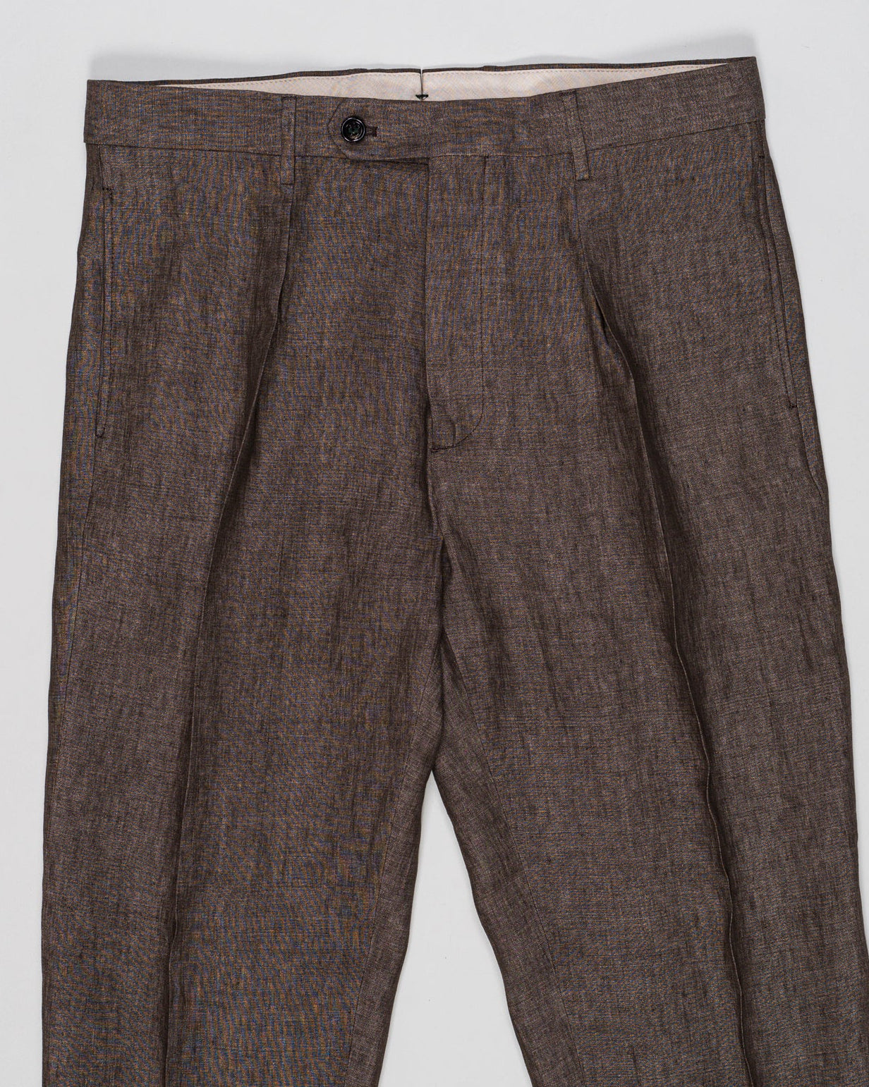 Fabric: Loro Piana Summertime: 71% Virgin wool natural stretch 15% Silk 14% Linen
Model: Chiaia Long
Article: PU19CHIAIALONGLP184U
Color: Brown
Made in Martina Franca, Puglia, Italy Berwich Chiaia Long Loro Piana Summertime Trousers / Brown