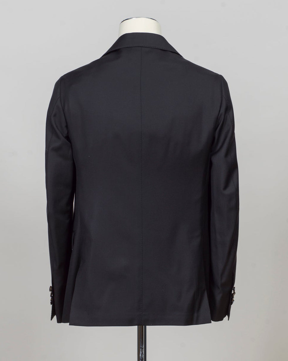 Single breasted
Notch lapel
Two buttons in front
Four sleeve buttons
Welted chest pocket
Flap side pockets
Side adjusters
Slanted pockets
1 pleat in front
Unfinished hem
Modello: Sorrento
Hand finished
Half canvas
Half lined
Composition: 100% wool
Article: A271021
Col. Black
Made in Napoli, Italy Luigi Borrelli Suit / Black