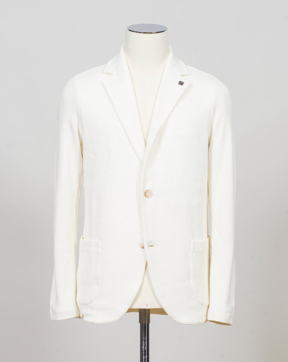 Composition: 68% Linen 32% Cotton
Color: 001 / White
Article: 57156 / 18652
Model: Giacca M/L
Made in Italy Gran Sasso Knitted Blazer / White