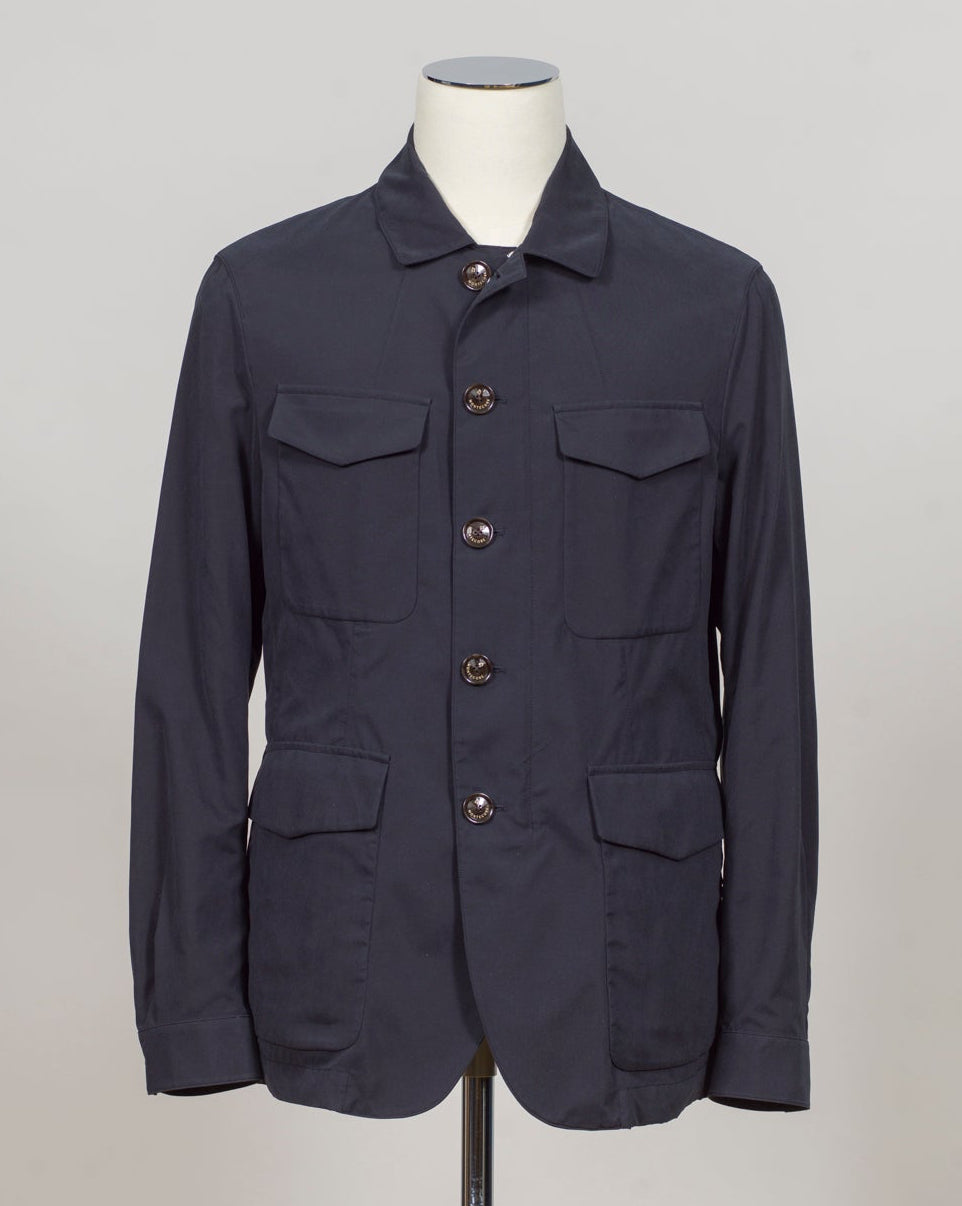 Composition: 87%PL 13%PA
Color: Navy / 89
Article: S10MUC883-349
Two-way zip
Buttons on front
Four pockets in front
Zipped pockets inside
Buttoned cuffs Montecore Technical Jacket / Navy