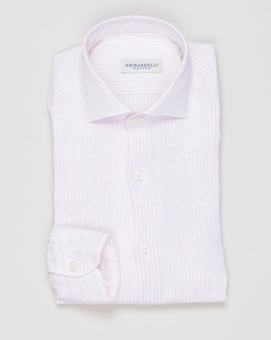 Cutaway collar
Curved hem
Plain placket
100% linen
Art. N2120
Mod. L62
Color: Pink & White Ghirardelli Striped Linen Shirt / Pink & White