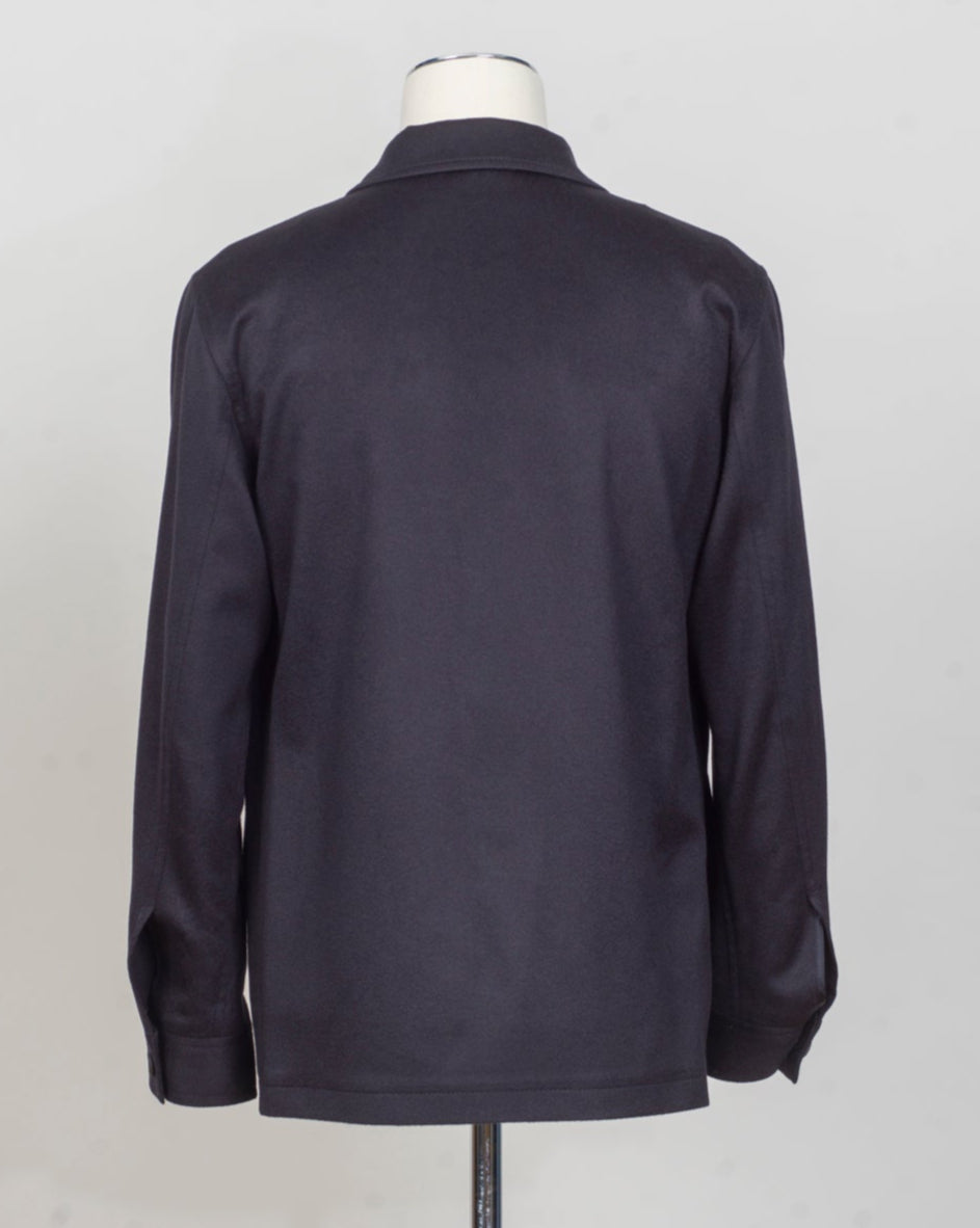 Model: G-Calvin
Art 220009
Col B3217 / Navy
Composition: 50% wool 50% Cashmere
Made in Martina Franca, Italy Tagliatore Cashmere & Wool Overshirt / Navy