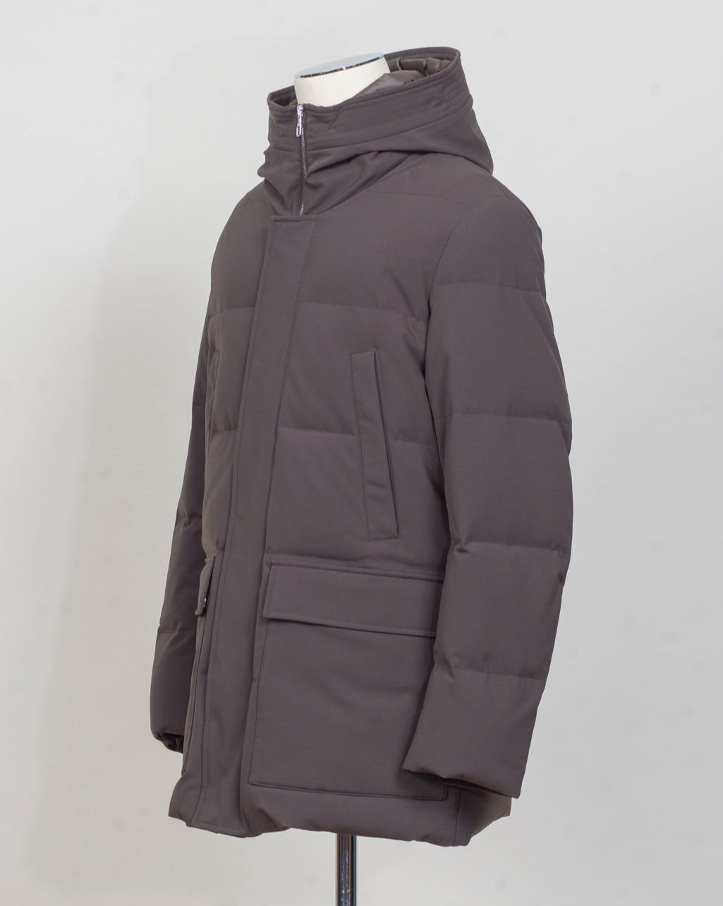 Outer fabric: 91% Polyester 9% Elastane
Lining: 100% Polyamide
Filling: 90% Down 10% Feathers
Color: Graphite Grey / 97
Article: F09MUCX738
Snap buttons Montecore Hooded Down Coat / Graphite Grey