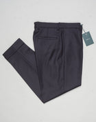 Model: Chiaia long
Single pleat
Front pockets: seam
Back pockets: welted
Hemming: 5cm turn ups
Article: ca1986
Color: Navy
Composition: 100% Virgin wool natural stretch
Made in Martina Franca, Italy Berwich Covert Wool Trousers / Navy