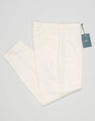 Model: Chiaia long
Single pleat
Front pockets: seam
Back pockets: welted
Hemming: 5cm turn ups
Article: UBULL01
Color: Ecru / Denim look
Composition: 70% Cotton 27% Polyester 3% Elastan
Made in Martina Franca, Italy Berwich Bull Cotton Trousers / Ecru