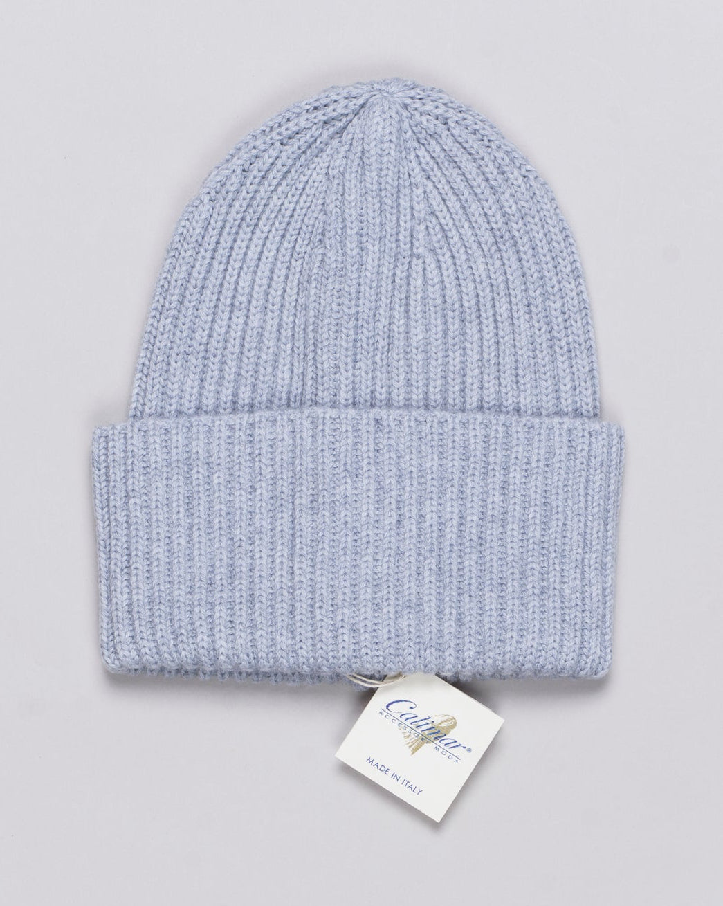 Composition: 100% Cashmere
Article: WVU083
Color: Light Grey / 22673
Made in Italy Calimar Ribbed Cashmere Beanie / Light Grey
