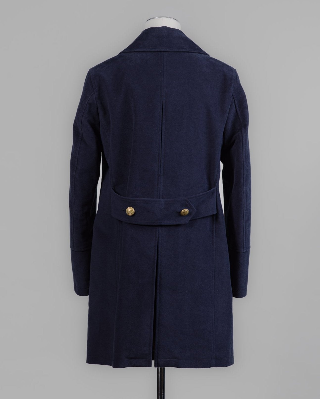 Back Length 98cm (Size 50)
Composition: 100% Cotton
Model: 41052 Giaccone Maestrale
Article: 96136
Color: 01 / Navy
Made in Italy Sealup Moleskin Peacoat / Navy