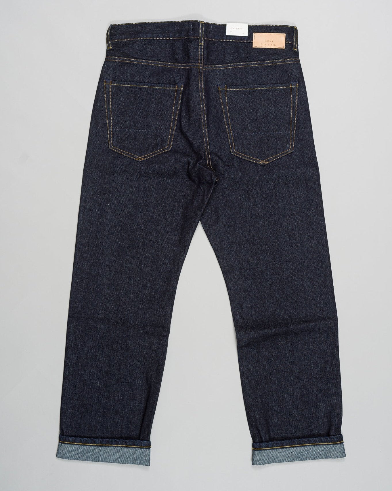 Composition: 100% Cotton
5-Pocket
Color: Dark Blue
Model: Rodolfo
Article: AO-14415
Selvedge denim
Made in Italy Tela Genova Raw Denim Vintage Fit Selvedge Jeans / Dark Blue