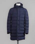 Waterproof
Windproof
Breathable
Two zip and buttons in front
Detachable bib (neckwarmer) 
Detachable hood
Slanted zippered pockets in front
Article: PI141UL 11106
Color: 9201 / Navy
80% Down 20% Waterfowl Feathers Herno Laminar Gore-Tex Down Coat / Navy