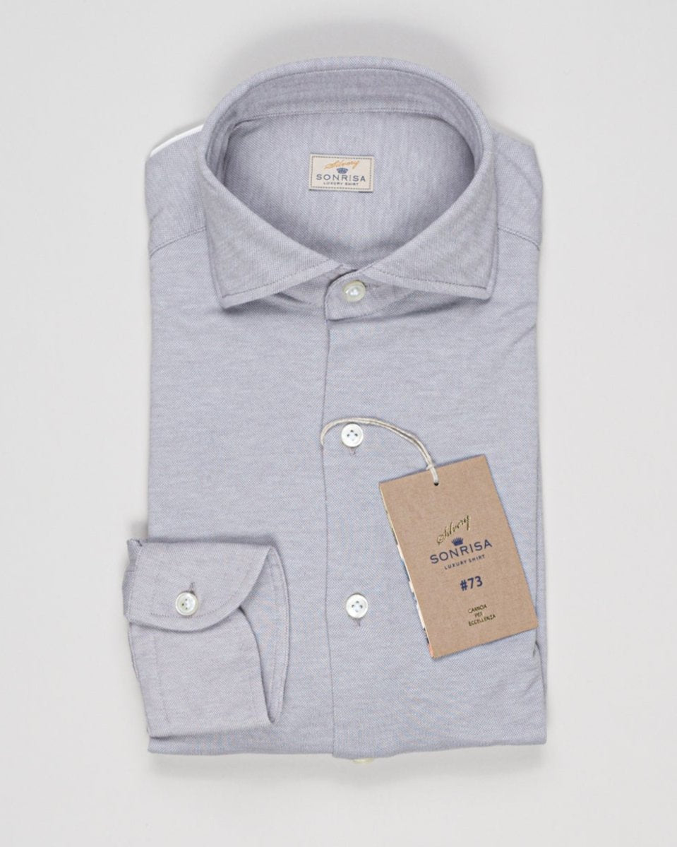 Sonrisa Silvery Line Shirt
Soft collar with removable collar bones / Collar B438
Long sleeves
Composition: 60% Cotton 40% Lyocell
Article: J731
Color: 03 / Light Taupe
Made in Italy Sonrisa Cotton & Lyocell Jersey Shirt / Light Grey