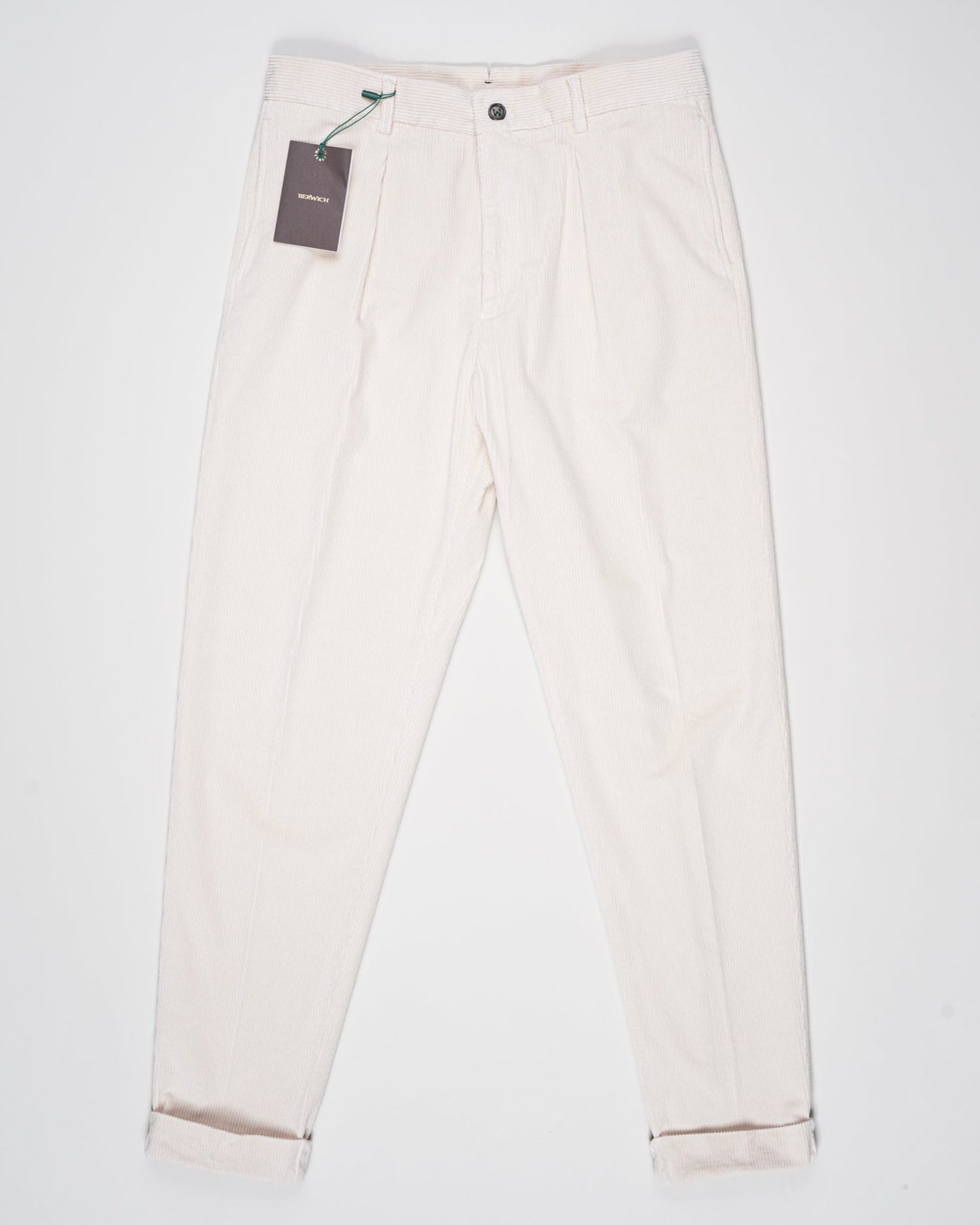 Model: Chiaia long
Single pleat
Front pockets: seam
Back pockets: welted
Hemming: 5cm turn ups
Article: dv0500x
Color: Latte
Composition: 98% Cotton 2% Elastan
Made in Martina Franca, Italy Berwich Garment Dyed Corduroy Trousers / Latte