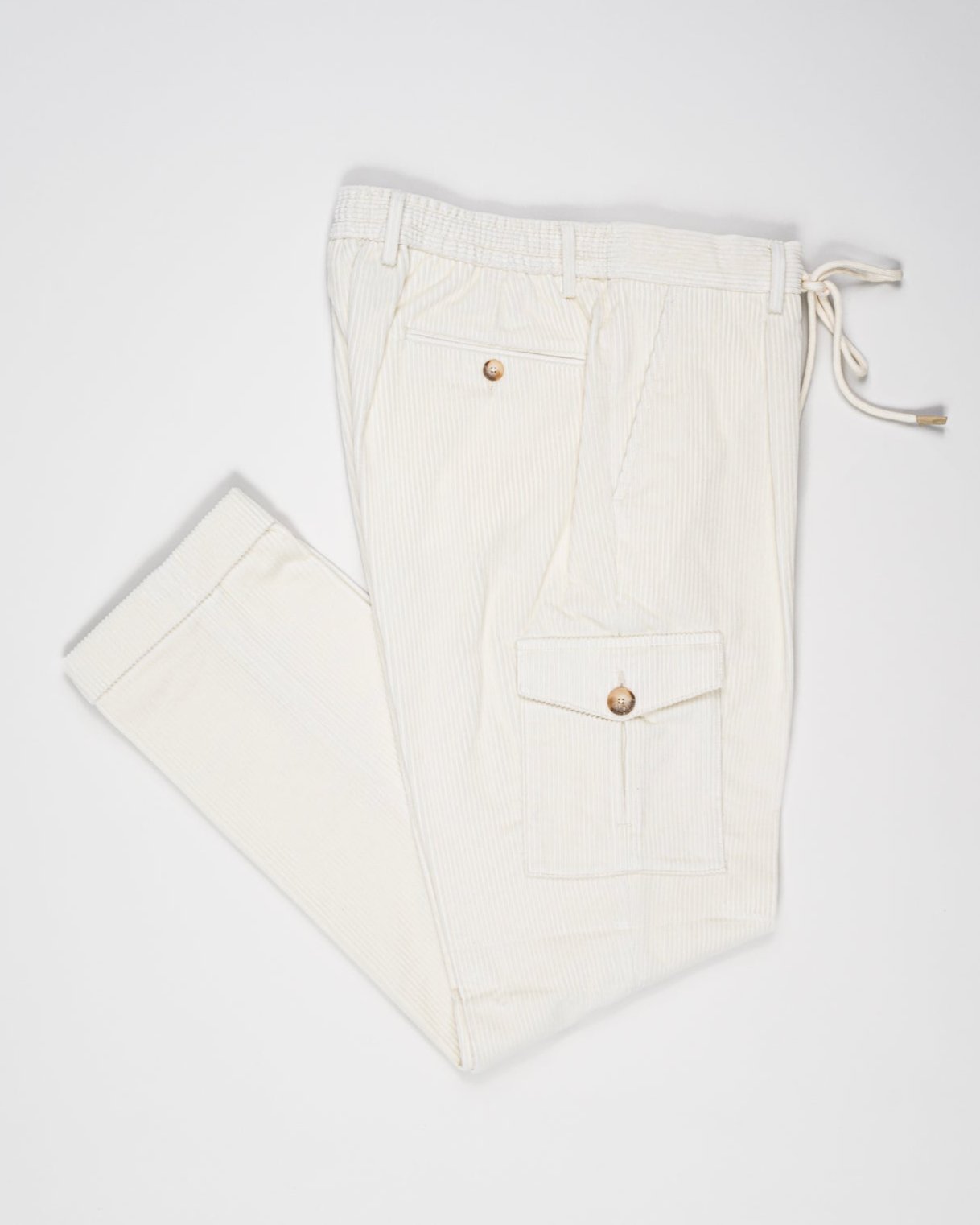 Article: 76111/52202
Composition: 100% Cotton
Color: 005 / Off White
Made in Italy
Gran Sasso Corduroy Cargo Pants / Off White