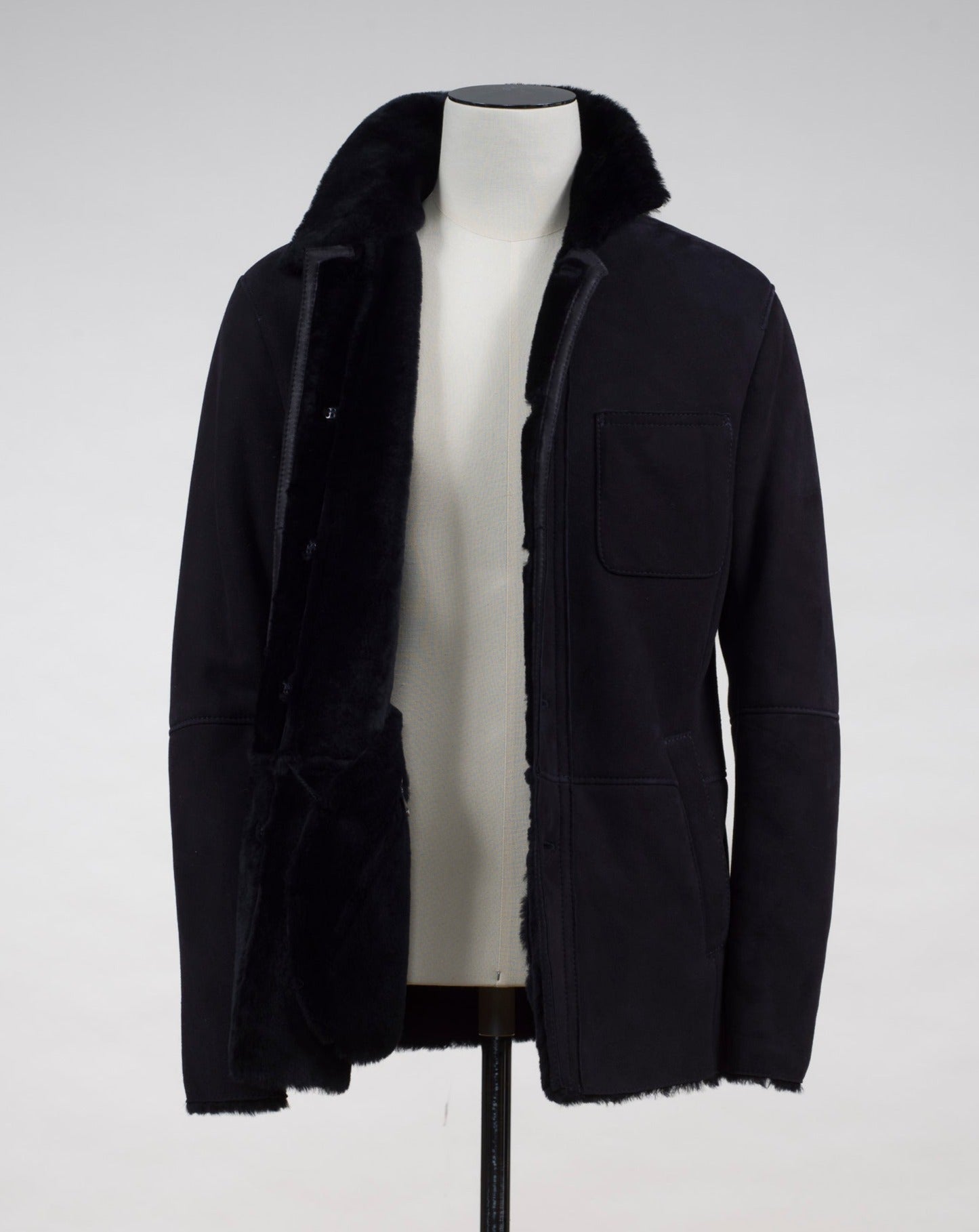 Model: Leander 100% Leather Fur lining Article: 32 1497 Color: AV 555 Werner Christ Lambskin Coat / Black