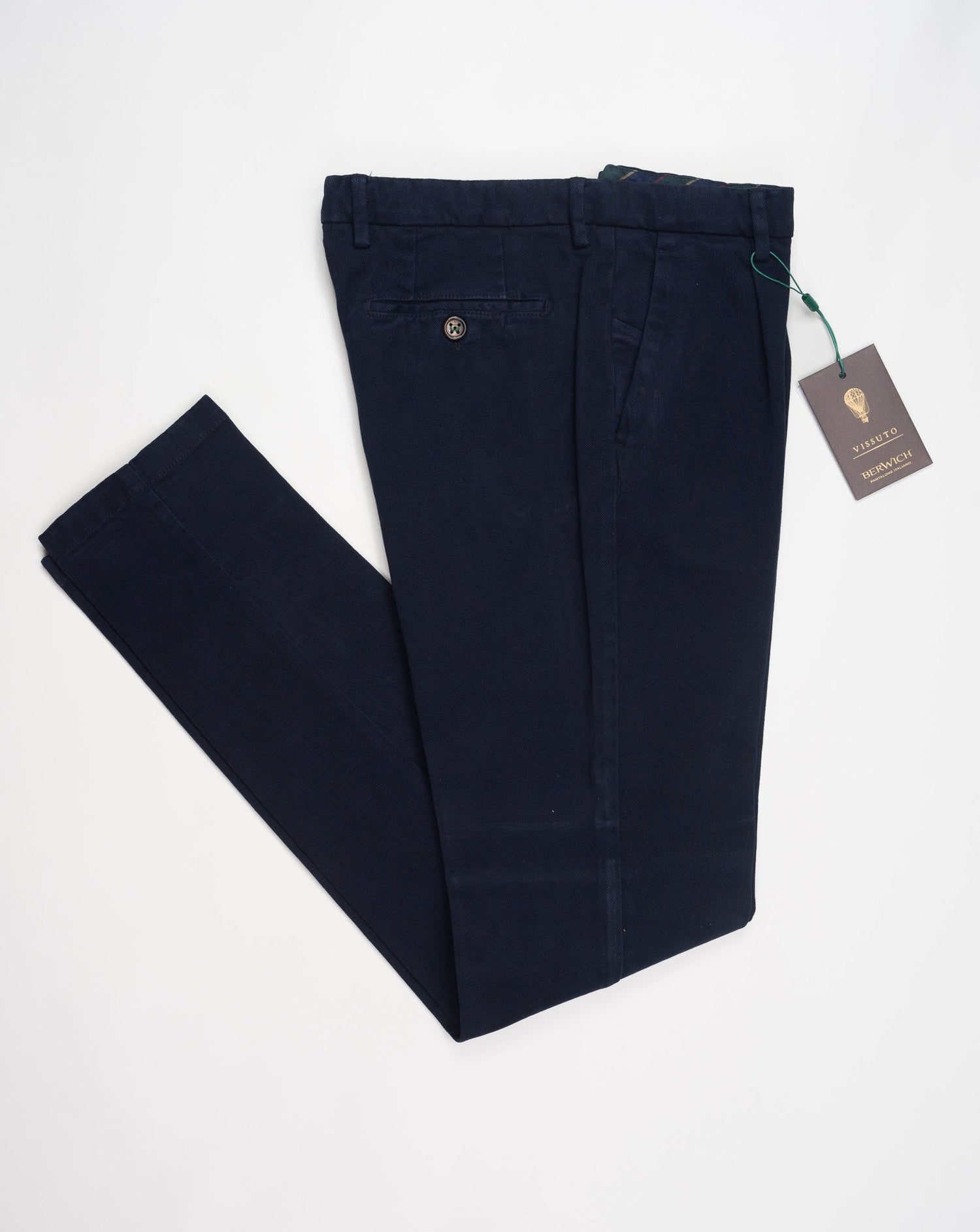 Model: Morello1p-GD Article: dv0101x Composition: 98% Cotton, 2% Elastane Color: Navy 665 Made in Martina Franca, Italy Berwich Garment Dyed Heavy Cotton Chinos / Navy
