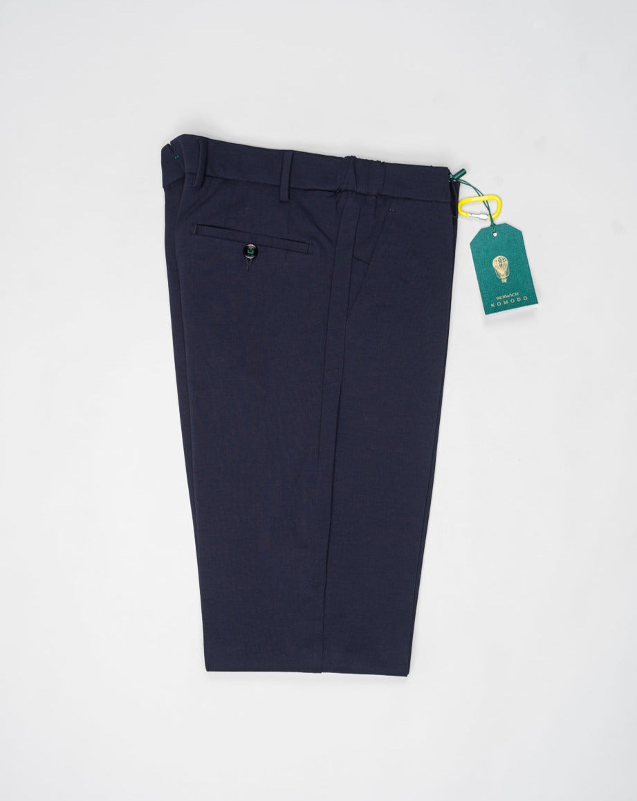 <ul> <li>Model: Morello</li> <li>Art. CN1026X</li> <li>57% cotton, 40% polyester, 3% elastane<br></li> <li>Color: Navy</li> <li>Made in Italy</li> </ul>