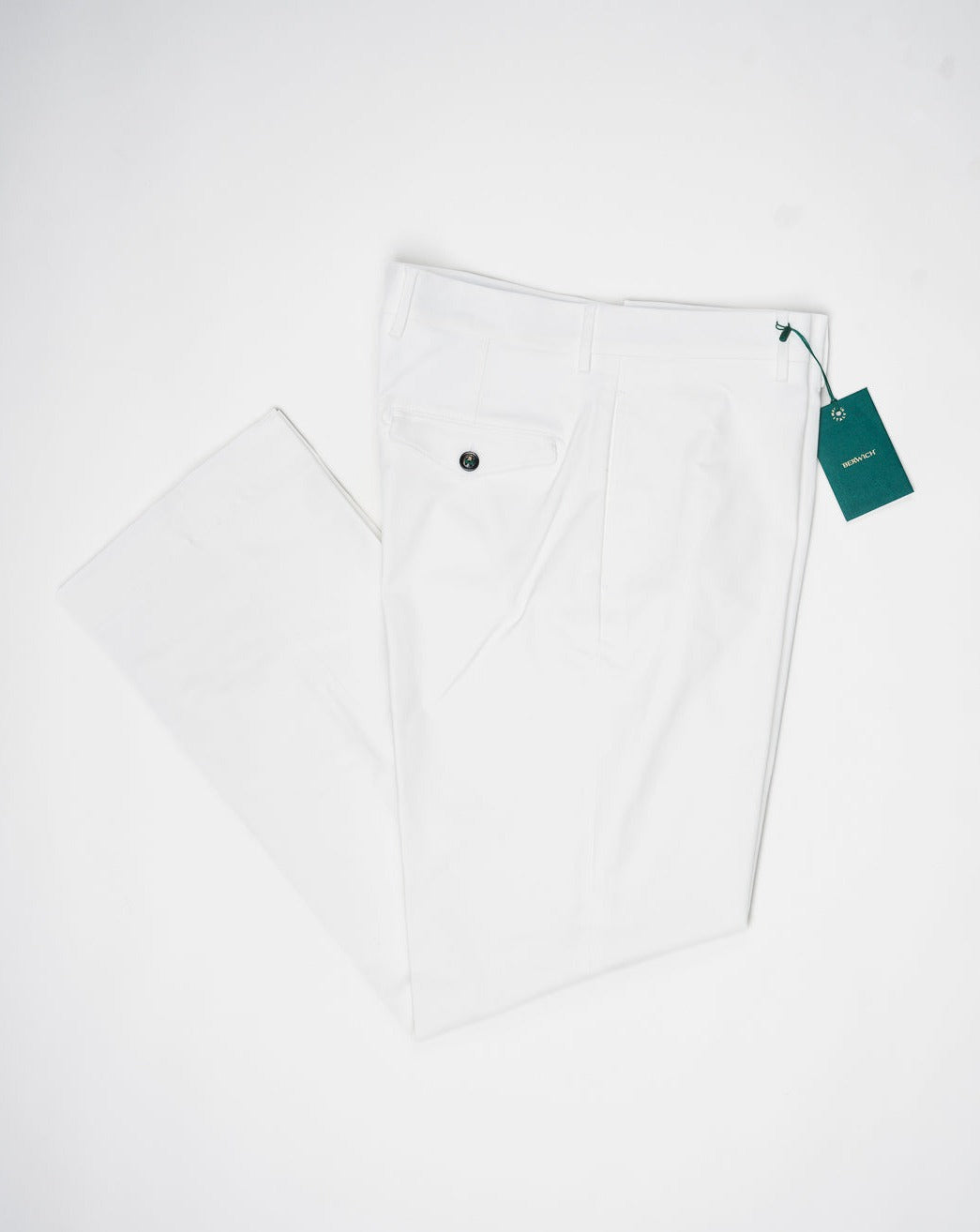 <ul> <li>Composition: 92% Cotton 8% Elastan</li> <li>Article: ol1211x</li> <li>Model: lucano long</li> <li>Color: Chalk</li> <li>Made in Martina Franca, Italy</li> </ul>