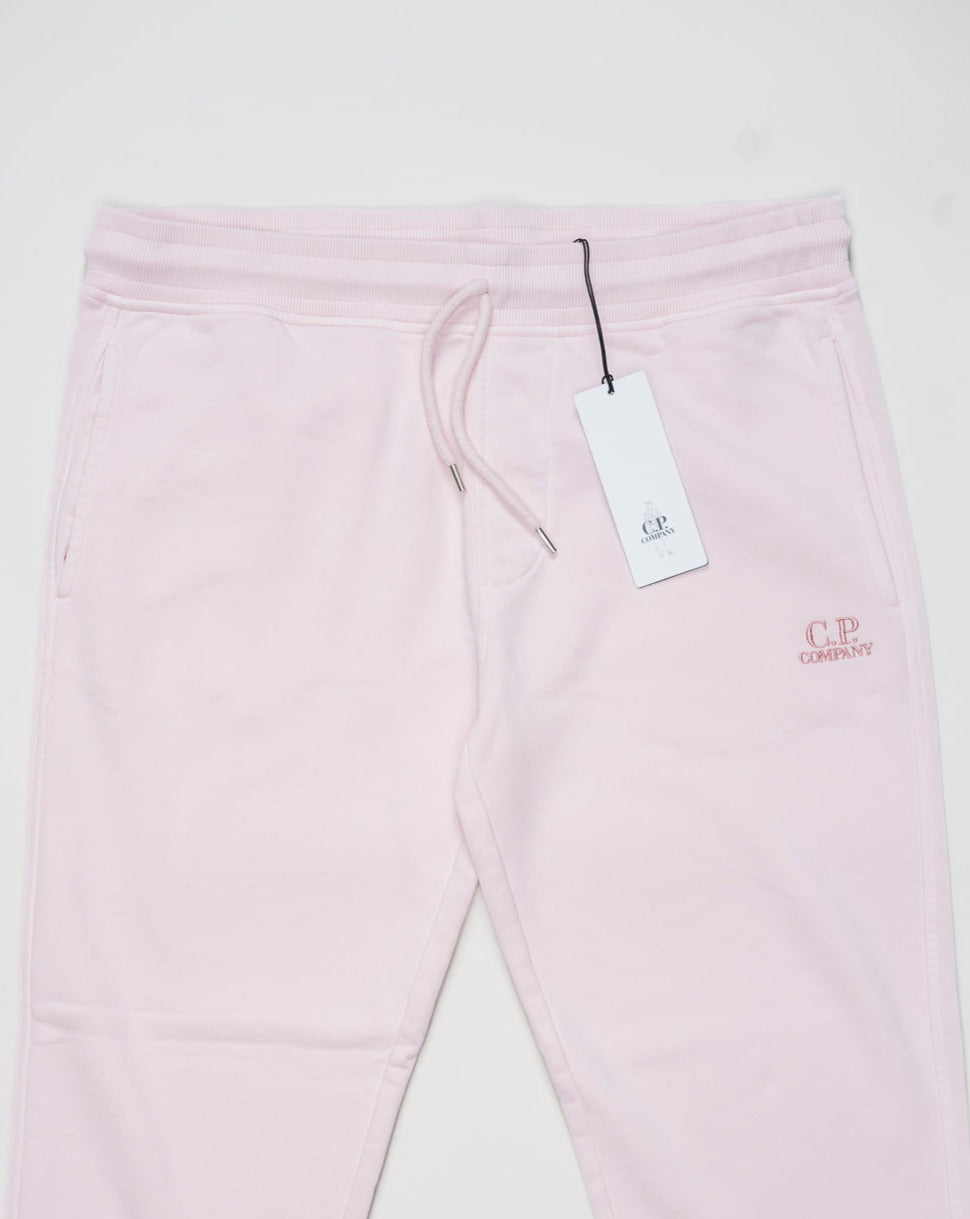 <ul> <li>Article: 16CMSP100B 110044R</li> <li>Composition: 100% Cotton</li> <li>Color: 501 / Heavenly Pink</li> <li>Resist dyed </li> <li>C.P. Company Diagonal Fleece Sweatpants / Heavenly Pink</li> </ul>