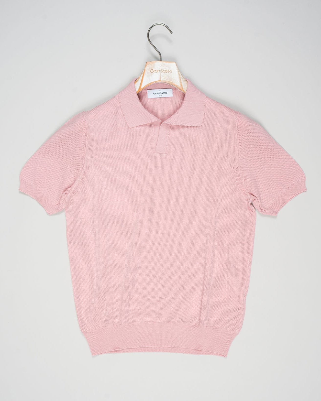 Composition: 100% Cotton
Color: 219 / Pink
Article: 57157 / 20643
Model: Tennis M/M
Made in Italy