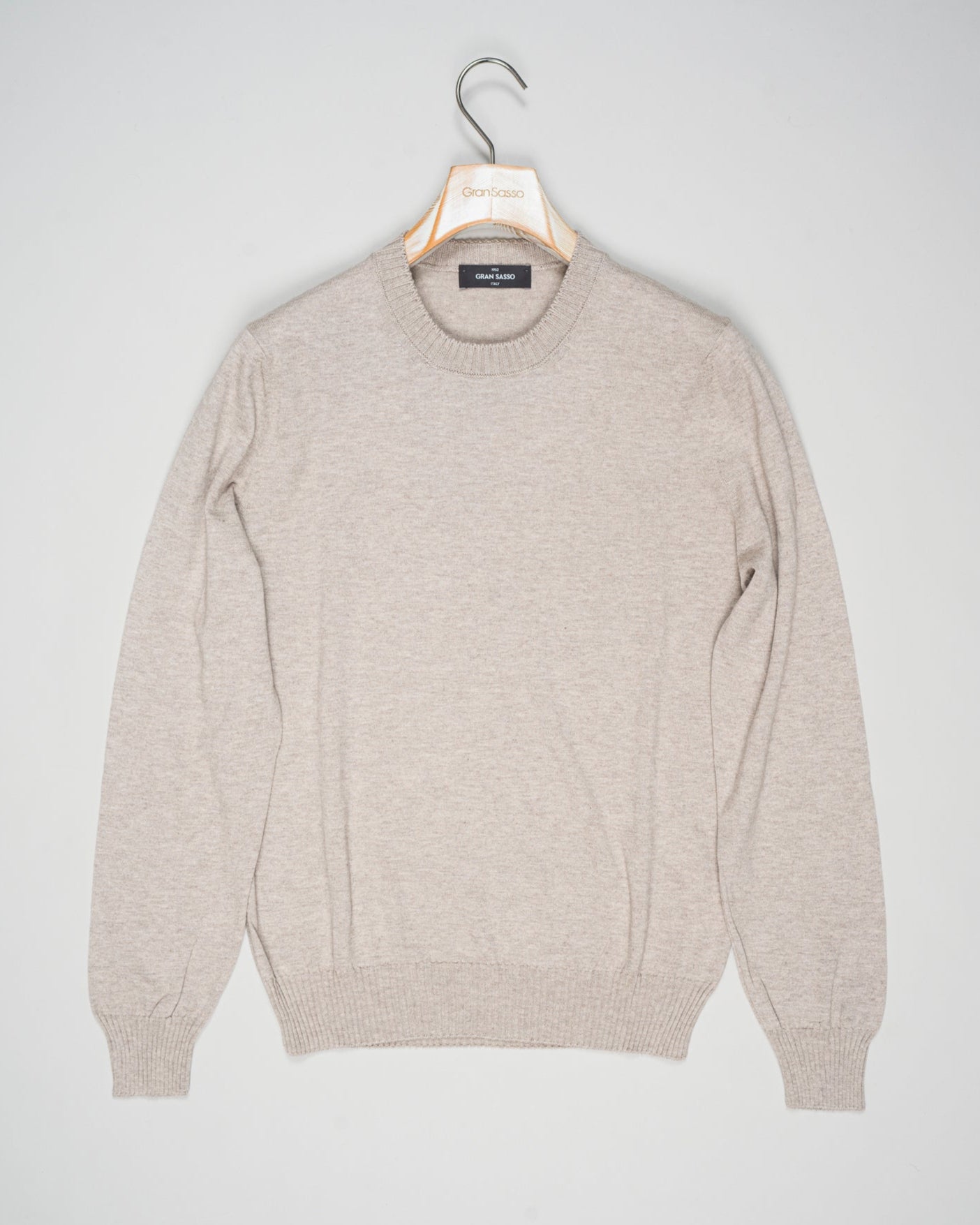 Composition: 85% Cotton 15% Cashmere
Color: 110 / Beige
Article: 57167 / 23216
Made in Italy