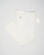 Article: 325008
Color: Chalk / 103
Composition: 98% Cotton 2% Elastan
Model: Soho
Flat front
Slanted side pockets
Beltloops
Beautiful color and broken in look and feel achieved by Garment dying process
Regular fit
1/2 hem 19.5 cm (Size 50)
Made in Naples, Italy