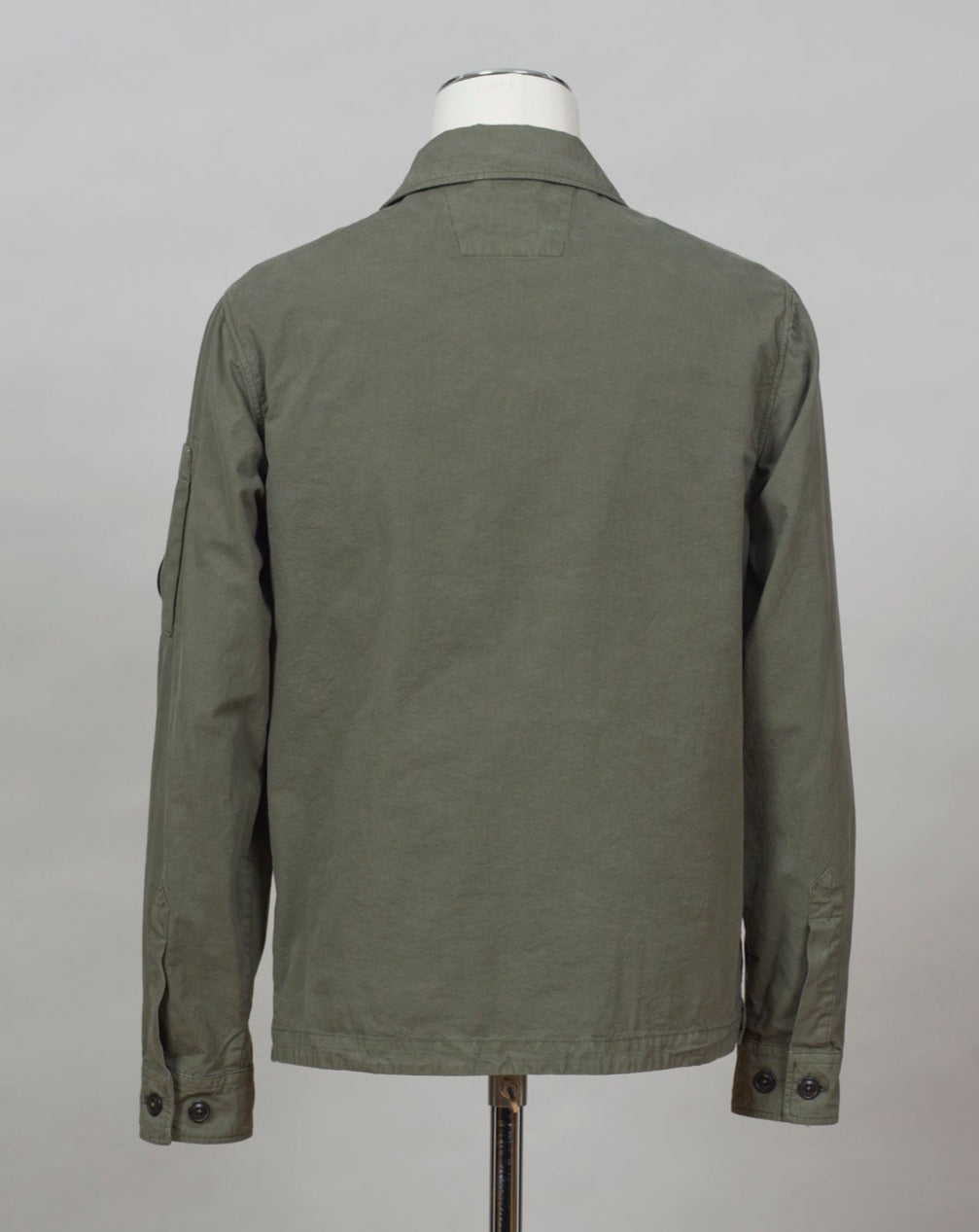 Classic Collar Button Fastening Secure Compartments Hand Pockets Lens Detail Sleeve Pocket Garment Dyed 100% Cotton Col. 660 / Burnt Olive Art. 12CMOW212A 006134G