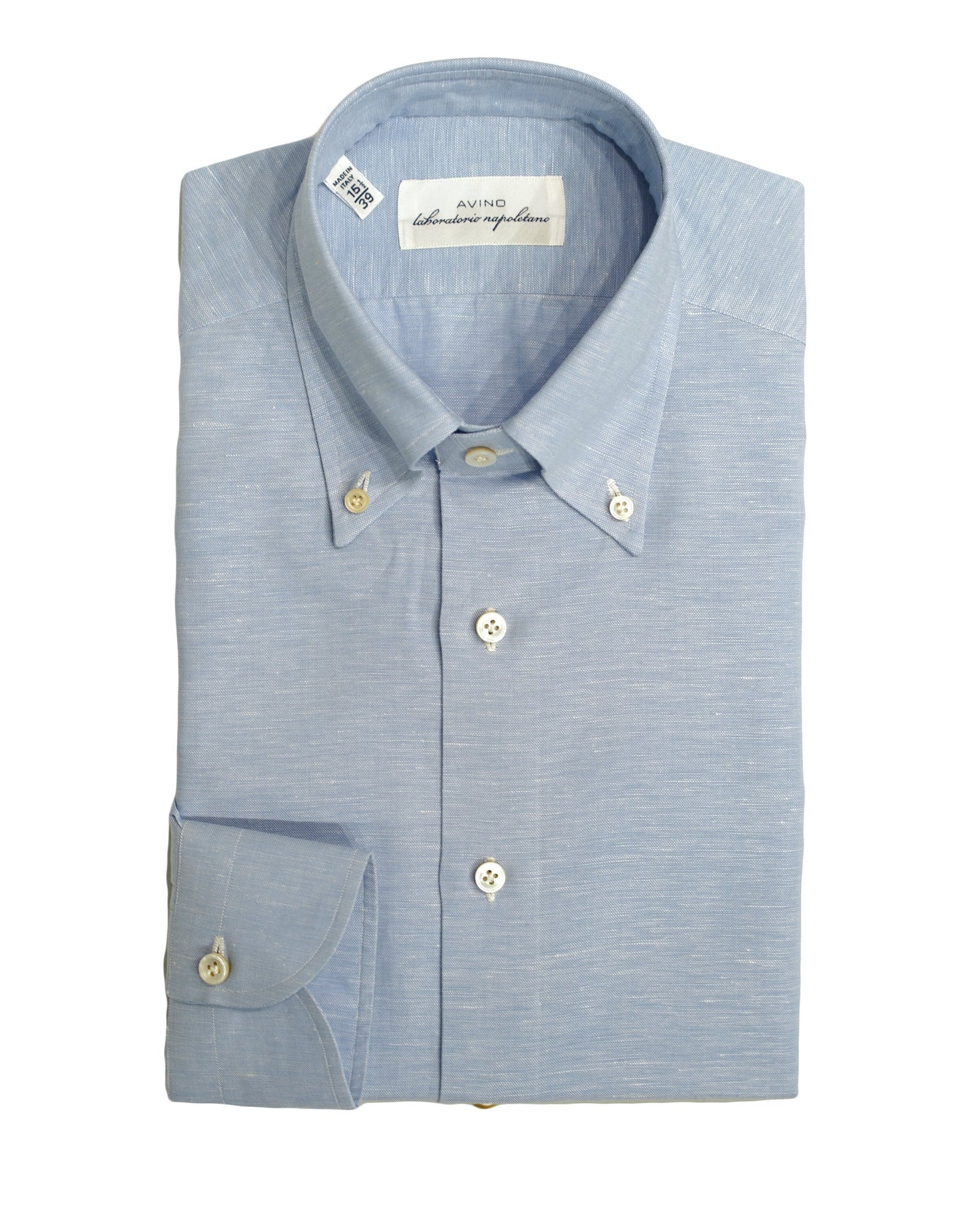 Avino button down shirt with light blue melangé efect. Fabric is a mix of cotton and linen. Tailored fit. This means between slim and classic fit Fits true to the size. If in doubt of your size, please contact us HERE 52% cotton / 48% linen Semi spread collar Single, rounder cuff 110811 F83041/02 Made in Italy