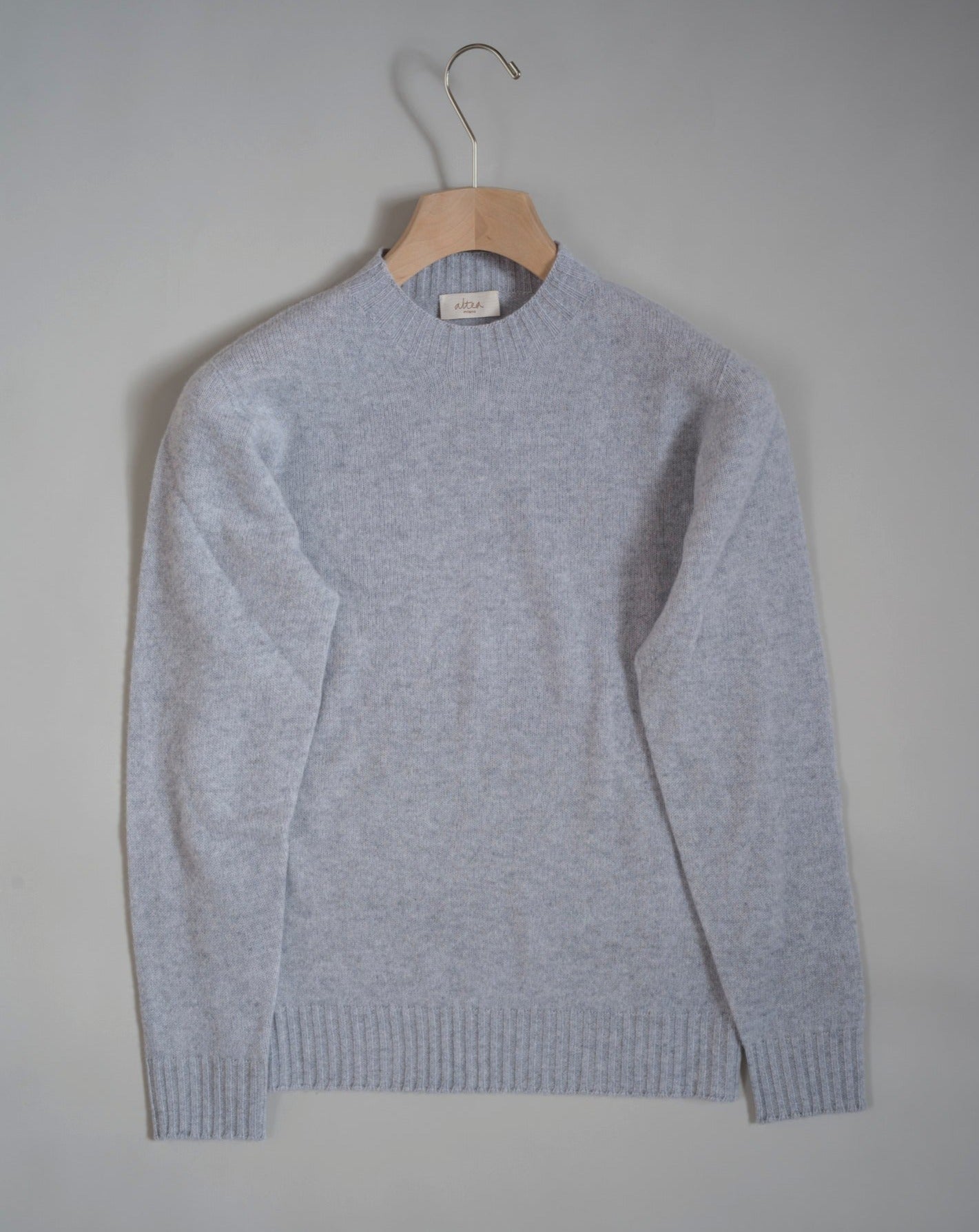 Altea Wool & Cashmere Round Neck Knit. Heavy rib on neck, hem and cuffs for relaxed and casual feel. Art. 2261211 Col. 23 / Light Grey 85% Wool 15% Cashmere Made in Italy