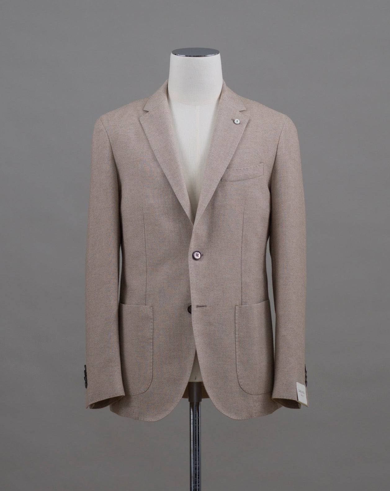 L.B.M. 1911 Cotton Herringbone Jacket. Brushed to achieve that beautifully soft flanelly touch. Mod. 2815 Art. 25801/1 100% Cotton Col. Light Beige Unlined Unconstructed Made in Italy
