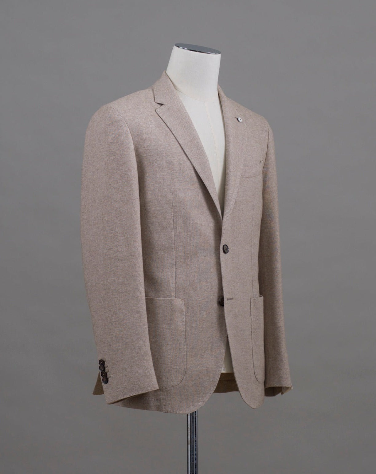 L.B.M. 1911 Cotton Herringbone Jacket. Brushed to achieve that beautifully soft flanelly touch. Mod. 2815 Art. 25801/1 100% Cotton Col. Light Beige Unlined Unconstructed Made in Italy