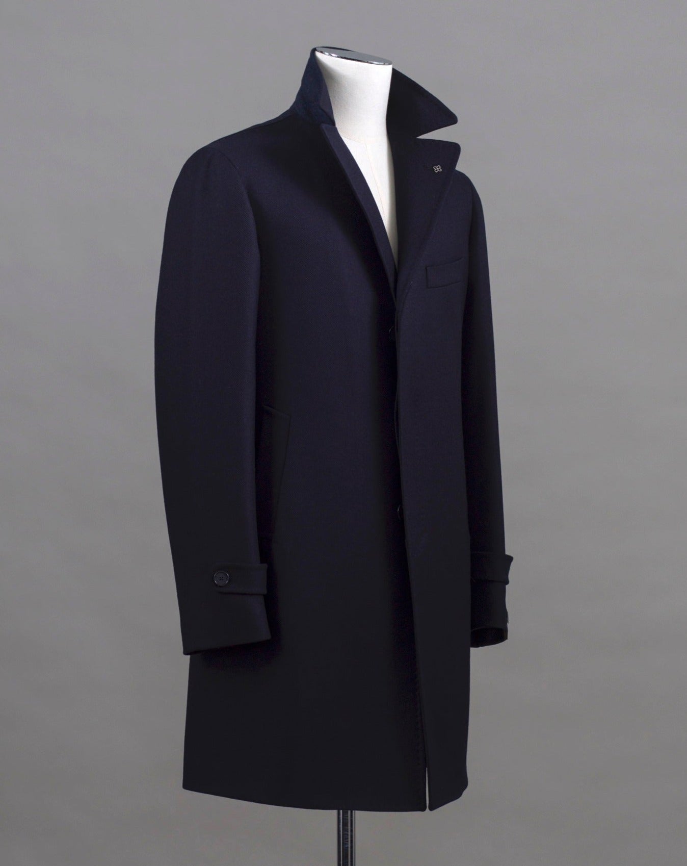 Mod. Thomas 100% Wool Col. B3198 / Navy Made in Martina France, Italy Tagliatore Single Breasted Wool Overcoat / Navy