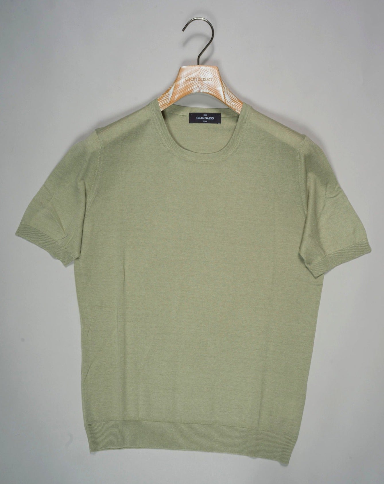 Article: 43112 / 23503 Color: Light Green / 403 Composition: 100% Silk Made in Italy Gran Sasso Knitted Silk T-Shirt / Light Green