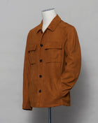 Light jacket made of soft goatskin suede and napped inside. Super soft leather make a truly luxurious interpretation of a field jacket. 100% goatskin suede, napped inside Body: unlined, sleeve lining: 100% polyamide Embossed logo Inside pockets Mod: 31 1006 ZN 737