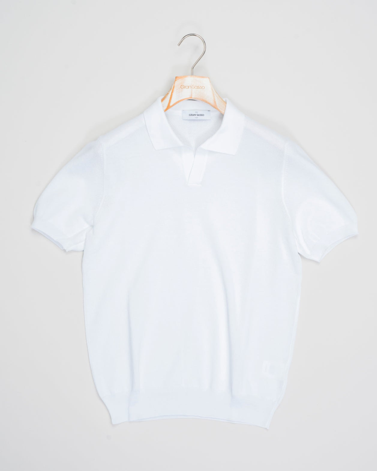 Composition: 100% Cotton&nbsp;
Color: 002 / White
Article: 57157 / 20643
Model: Tennis M/M
Made in Italy