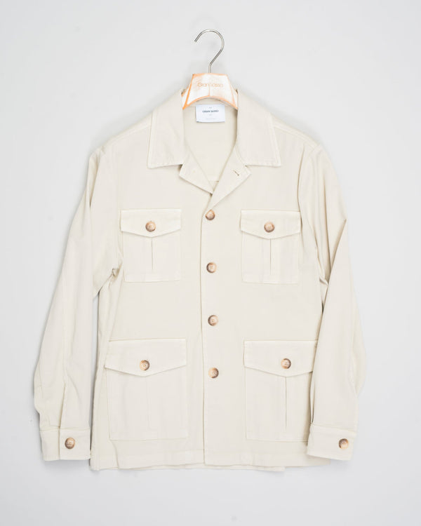Composition: 98% Cotton 2% Elastan
Color: 014 / Beige
Article: 78189 / 50302
Model: Giacca M/L
Made in Italy