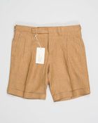 Article: 325117
Color: Brown / 36
Model: Amalfis
Composition: 100% Linen
Double pleats
Slanted side pockets
Side adjusters
Back pockets with flaps
Made in Naples, Italy