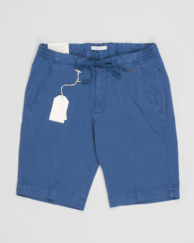 Model: Malibu
Composition: 64% Tencel 32% Cotton 4% Elastan
Article: 325051
Color: 61 / Blue
Made in Naples, Italy