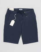 Model: Malibu
Composition: 64% Tencel 32% Cotton 4% Elastan
Article: 325051
Color: 11 / Navy
Made in Naples, Italy