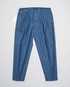 Article: 325159
Color: Blue / 11
Composition: 100% Cotton
Pleated front
Slanted side pockets
Beltloops

Made in Naples, Italy 