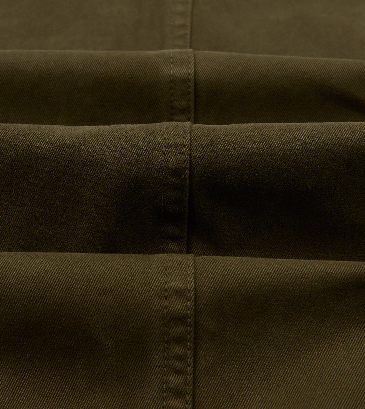 Drake's Flat Front Chino / Olive