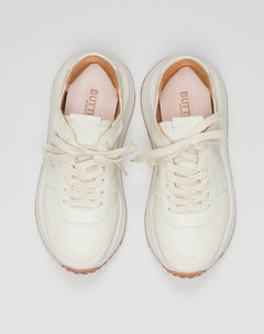 Made in Italy Futura X Sneakers in anise leather.

Leather laces. Leather label seamed at tongue with Buttero logo detailing in relief. Leather insert at back. The removable 1.5 cm-high raised insole in natural leather allows for optimal comfort. Logo in relief. Buttero Futura X Sneakers / Anise

Height of sole: about 1.5- 4 cm.

Spare leather laces included.

Style: #B10880 PE-ROUS

Color: Anise 3