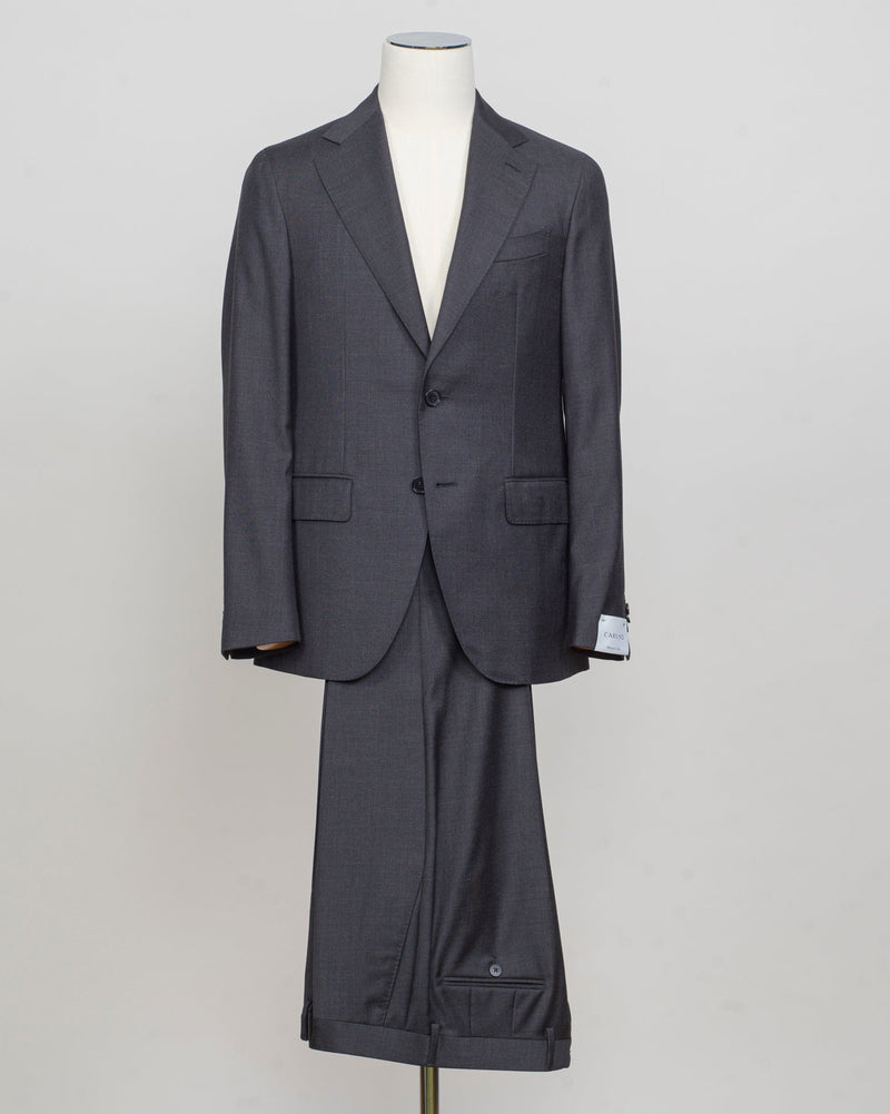 Composition: 100% Super 130's Wool
Farbric: PE0Y16 - 0220 / Grey
Model: Aida
Full Canvas
Made in Soragna, Parma , Italy Caruso Super 130's Wool Suit / Grey