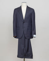 Composition: 100% Super 130's Wool
Farbric: PE0Y16 - 0110 / Navy Blue&nbsp;
Model: Aida
Full Canvas
Made in Soragna, Parma , Italy Caruso Super 130's Wool Suit / Navy